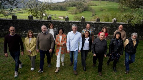 EAJ-PNVk administrazio batzarrak finantzatzeko udal ordenantza ez betetzea Pruden Otegi alkateari leporatu dio 