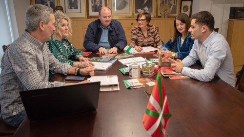 EAJ-PNVk herritarren segurtasunaren arloan dituen erantzukizunak bere gain hartzeko eskatu dio Udal Gobernuari